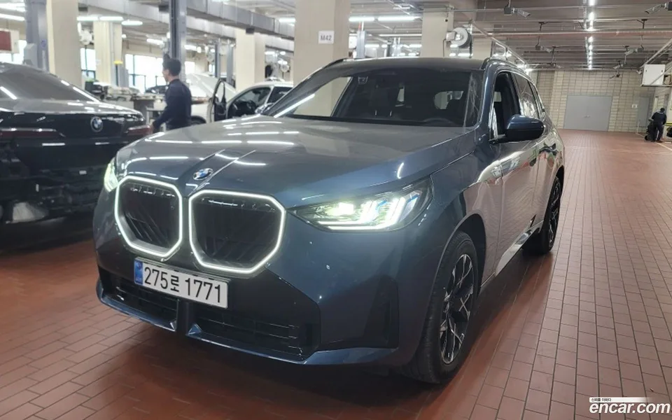 BMW X3 xDrive 20 M 2025 — фото 1, купить с доставкой в Москву