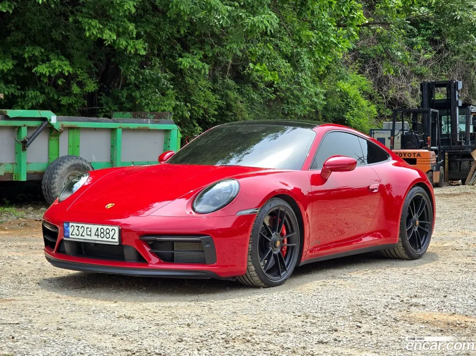 Porsche 911 (992) 4 GTS 2023 — фото 1, купить с доставкой в Москву