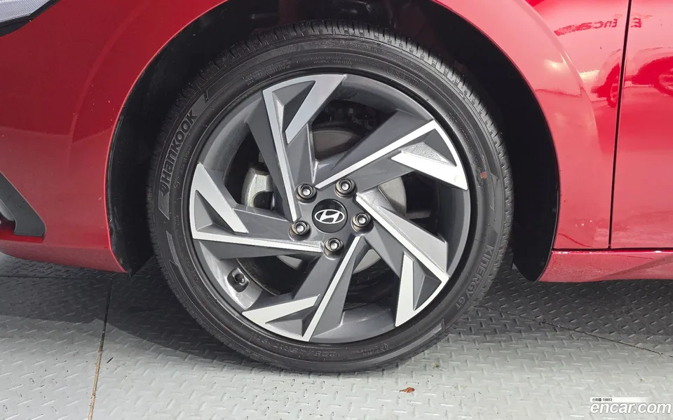 Hyundai Avante CN7 Hybrid 2025 — миниатюра 5