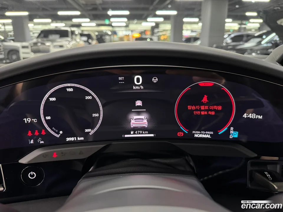 Porsche Taycan 2025 — миниатюра 5