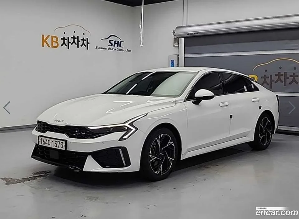 Kia K5 2.0 2024 — фото 1, купить с доставкой в Москву