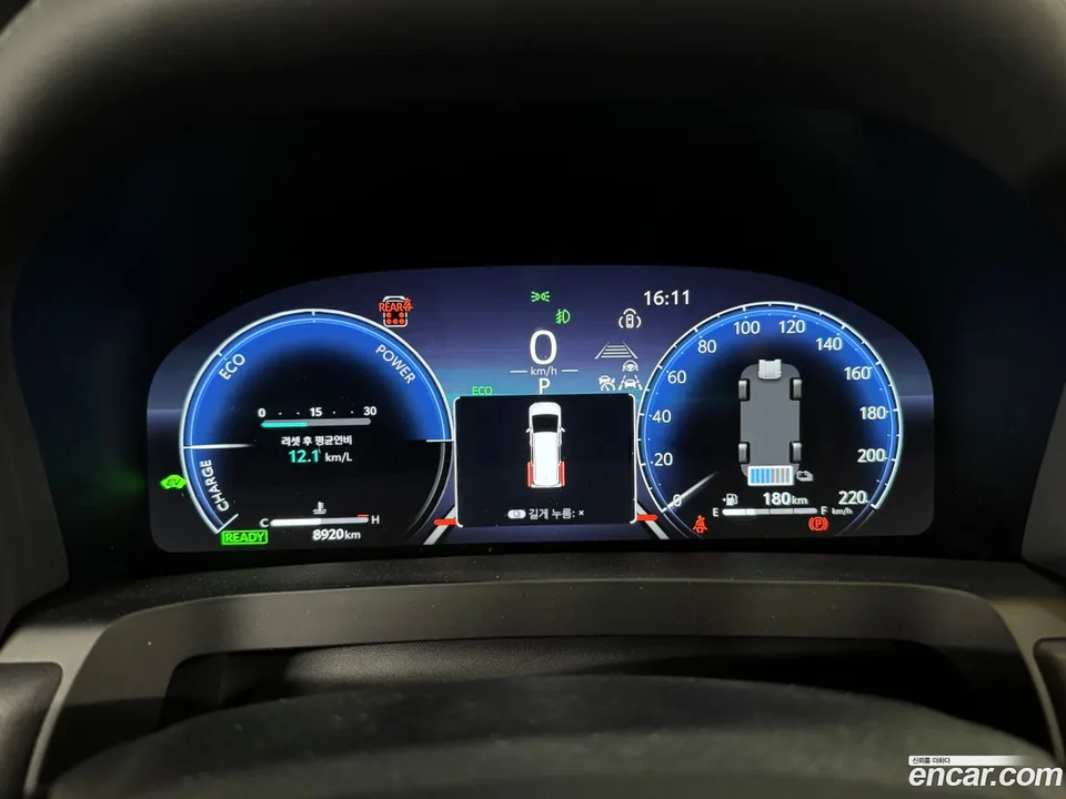 Toyota Alphard 2.5 HEV AWD 2024 — миниатюра 5