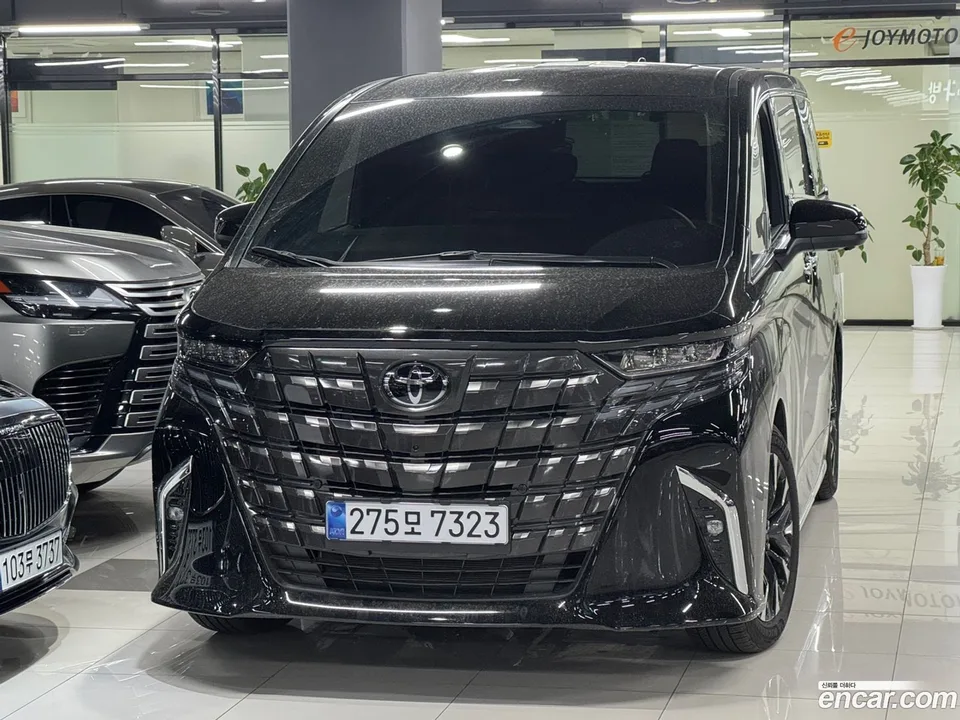 Toyota Alphard 2.5 HEV AWD 2024 — фото 1, купить с доставкой в Москву