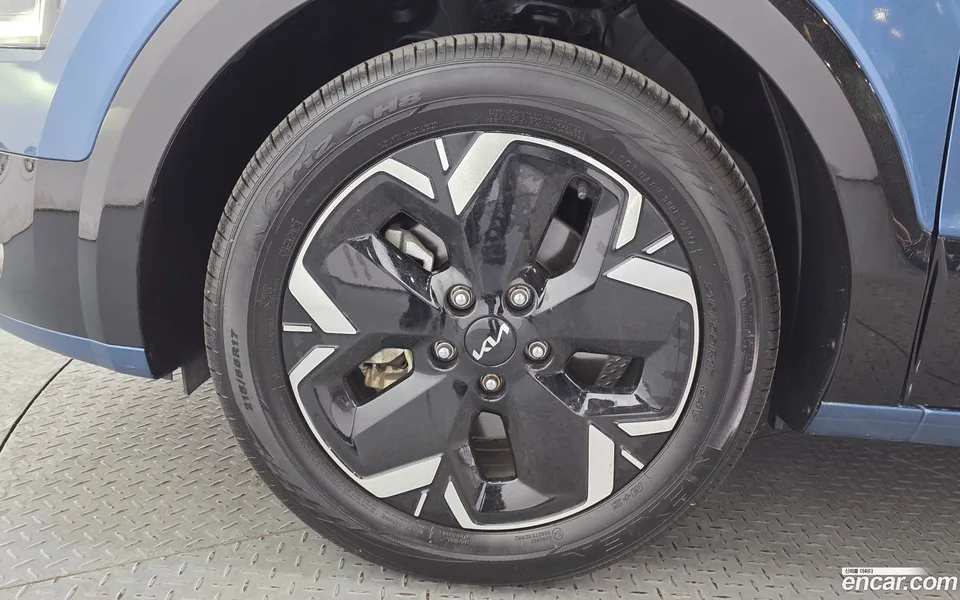 Kia Niro EV 2023 — миниатюра 2