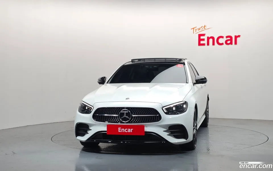 Mercedes-Benz E-Class E350 4MATIC AMG Line 2023 — миниатюра 3