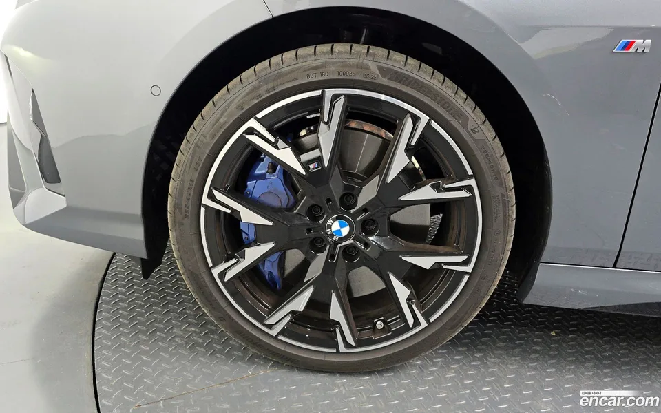 BMW 2 Series Gran Coupe 228 xDrive M 2025 — миниатюра 2