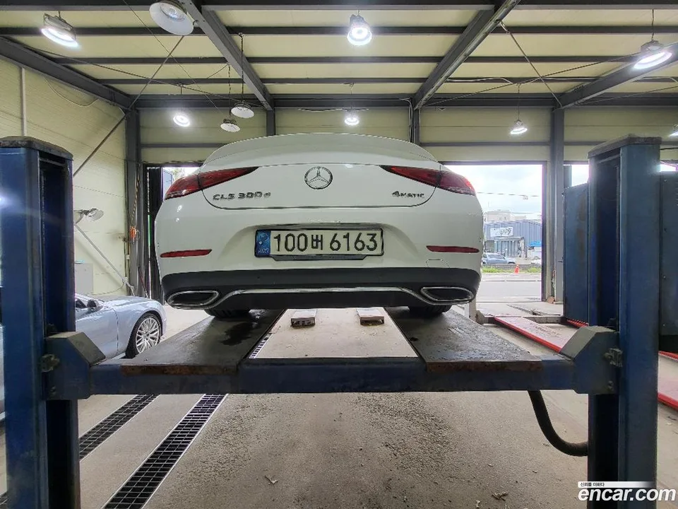 Mercedes-Benz CLS-Class CLS300d 4MATIC 2022 — миниатюра 2