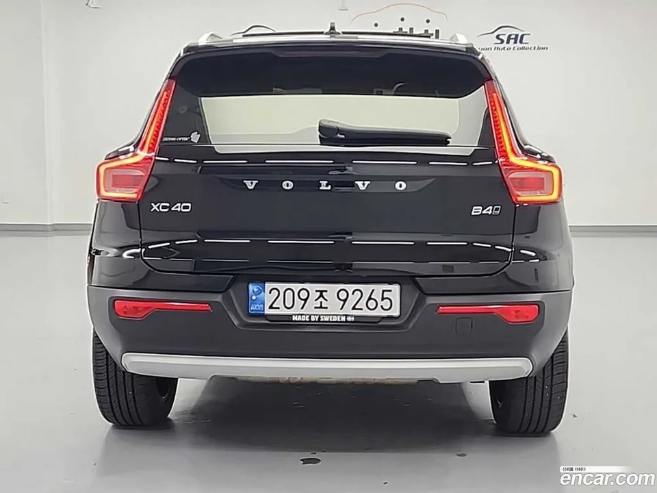 Volvo XC40 B4 2022 — миниатюра 3