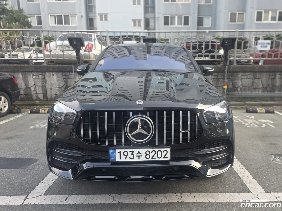 Mercedes-Benz GLE-Class GLE400d 4MATIC 2022 — фото 1, купить с доставкой в Москву