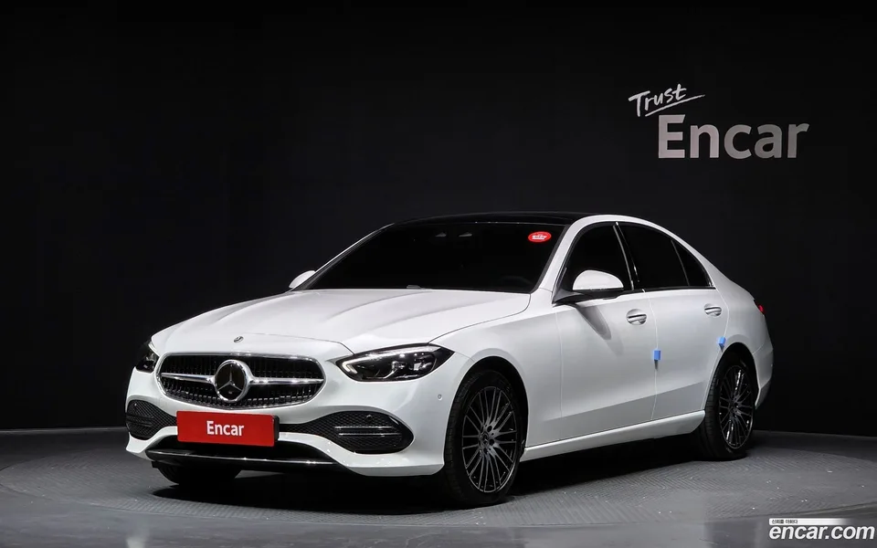 Mercedes-Benz C-Class 2025