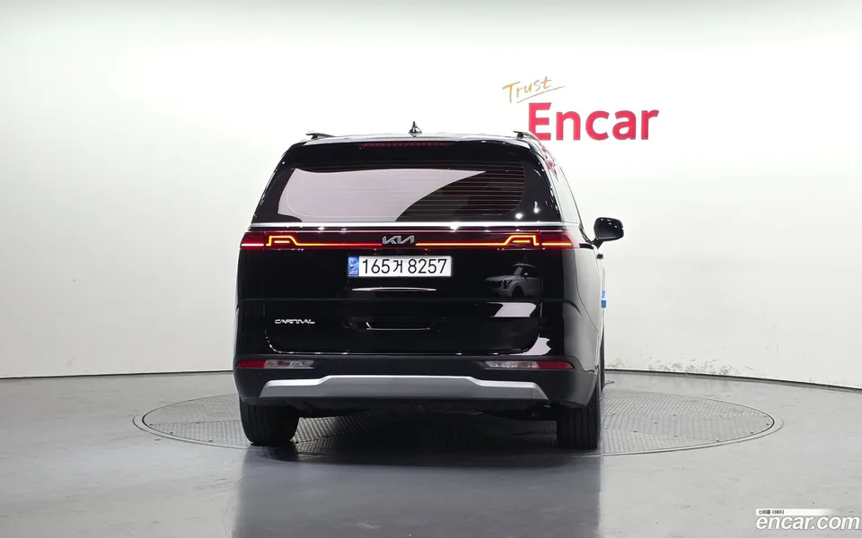 Kia Carnival 9 2022 — thumbnail 4