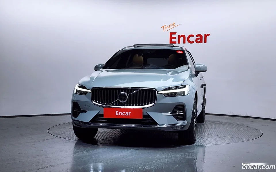 Volvo XC60 B6 2023 — миниатюра 3