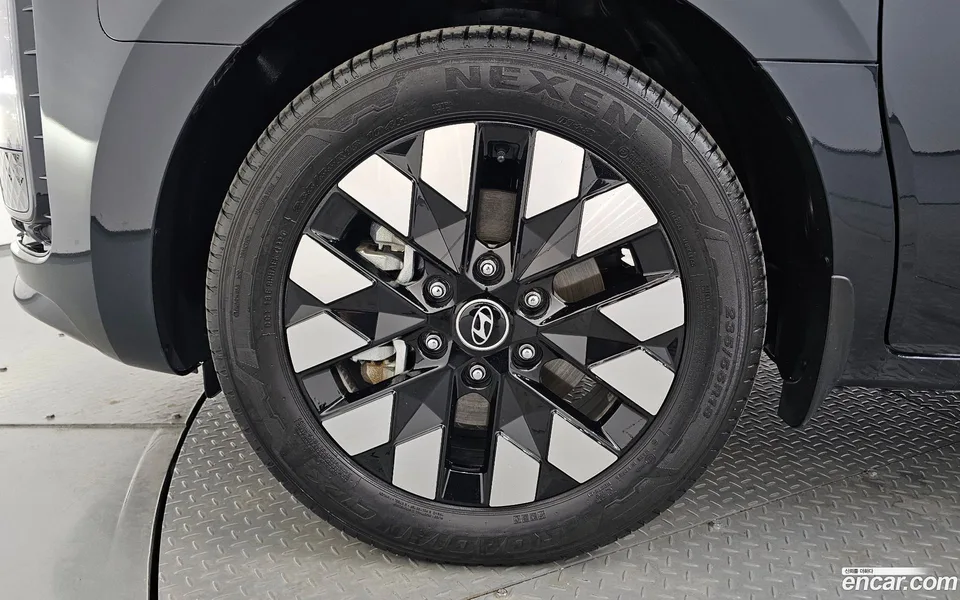 Hyundai Staria HEV 1.6 9 2024 — миниатюра 2
