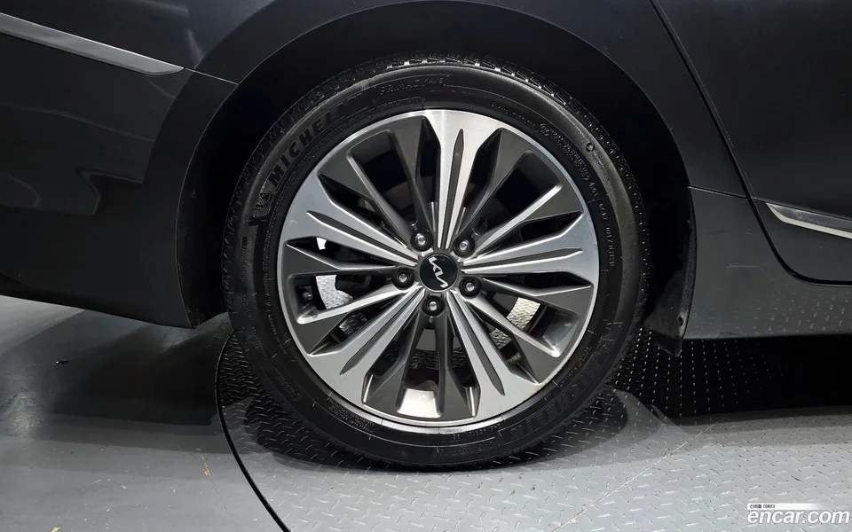 Kia K8 Hybrid 2022 — миниатюра 5