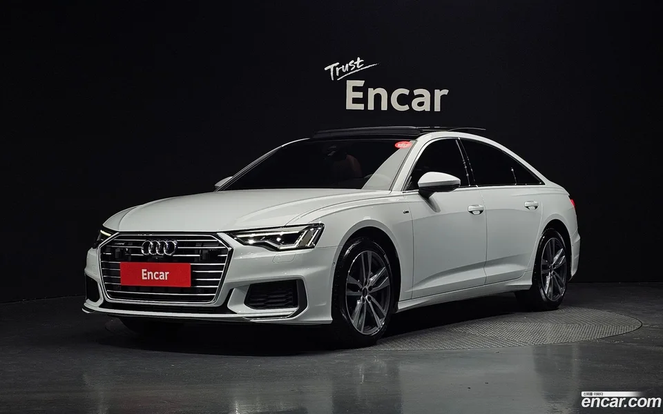 Audi A6 45 TFSI 2022 — фото 1, купить с доставкой в Москву