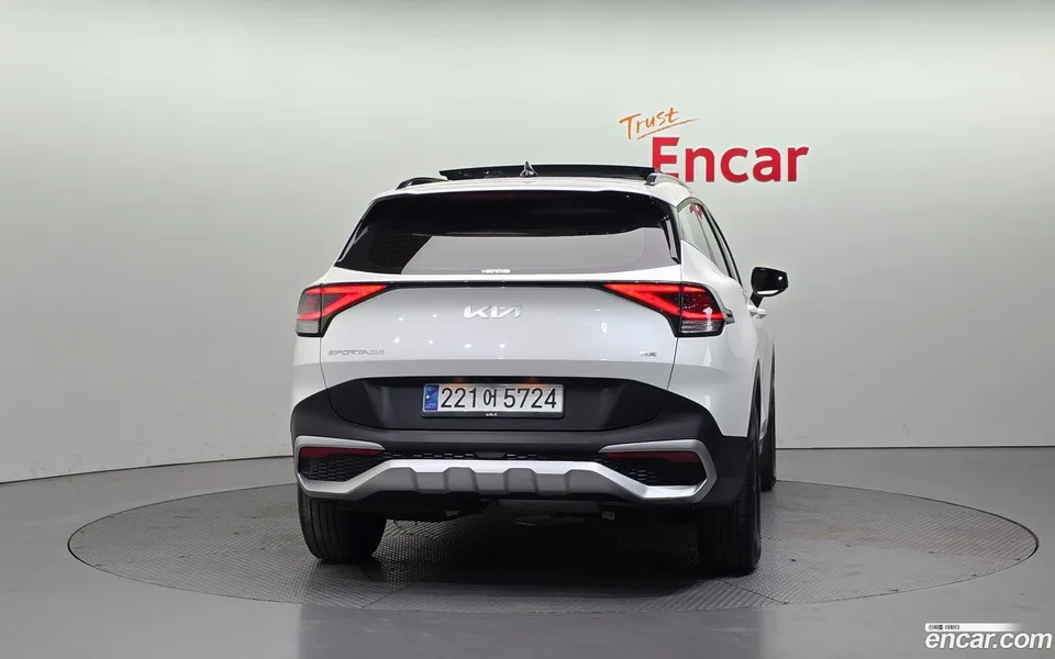 Kia Sportage 2.0 4WD 2023 — thumbnail 4