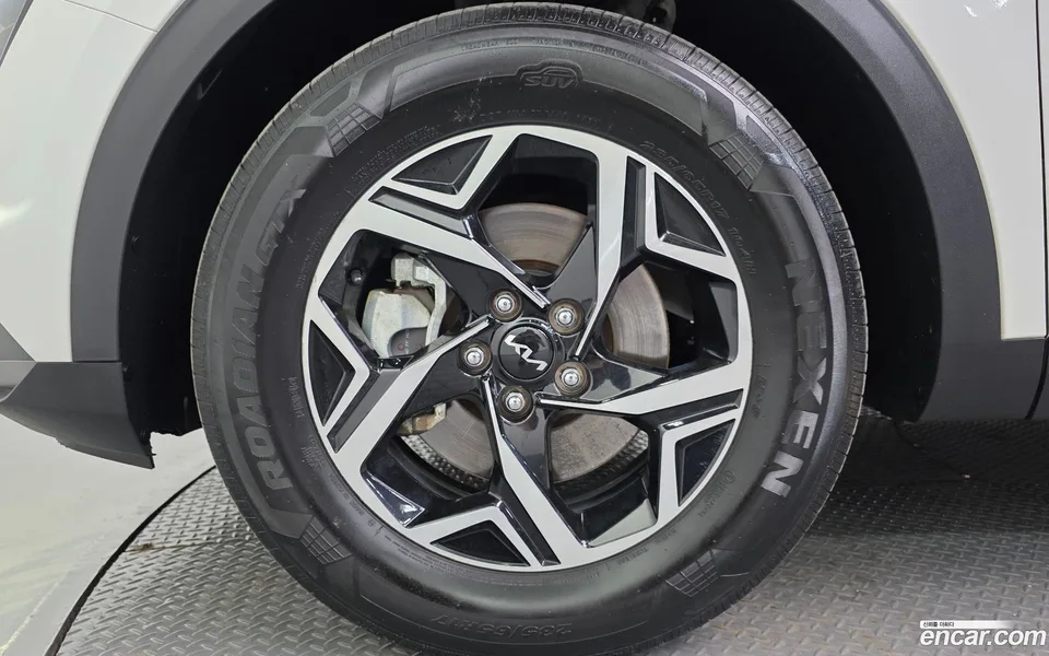 Kia Sportage 2.0 4WD 2023 — thumbnail 5