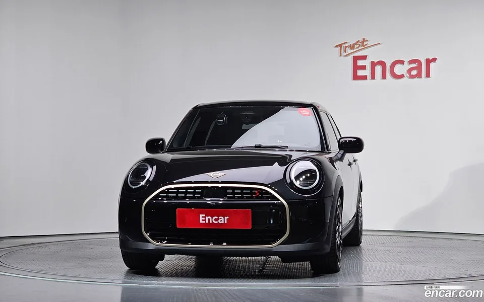 MINI Cooper S 5 2025 — миниатюра 3