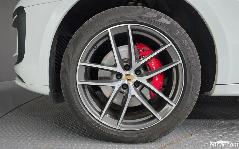 Porsche Macan 2.9 S 2023 — миниатюра 5