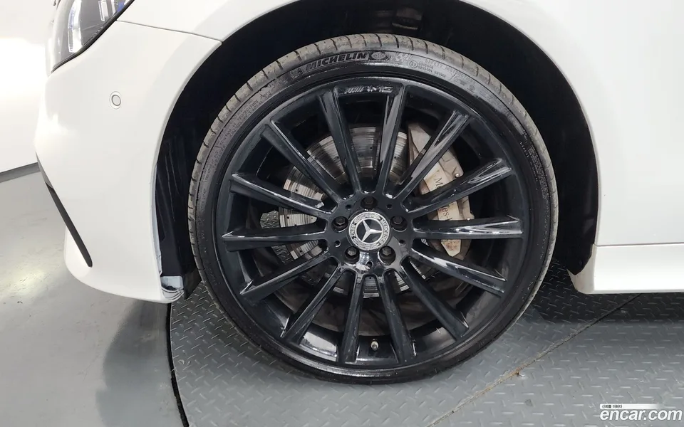 Mercedes-Benz E-Class E450 4MATIC 2022 — миниатюра 2