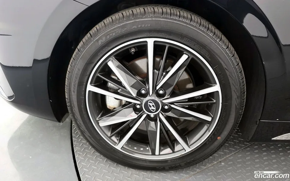 Hyundai Grandeur IG 3.3 2022 — миниатюра 2