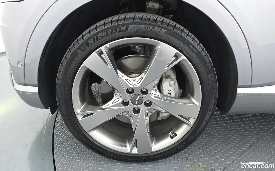 Genesis GV80 2.5T AWD 2023 — миниатюра 2