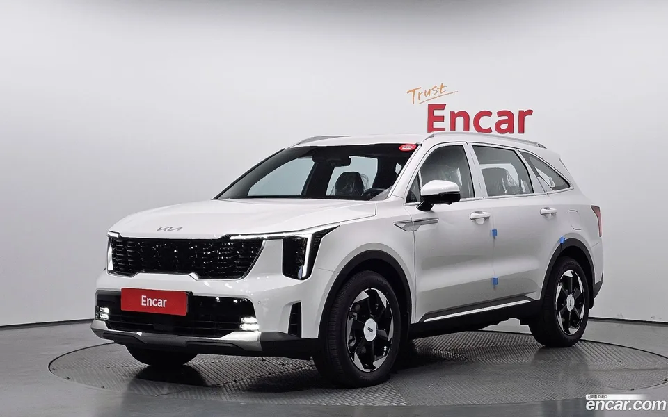 Kia Sorento HEV 1.6 2WD 2026 — фото 1, купить с доставкой в Москву