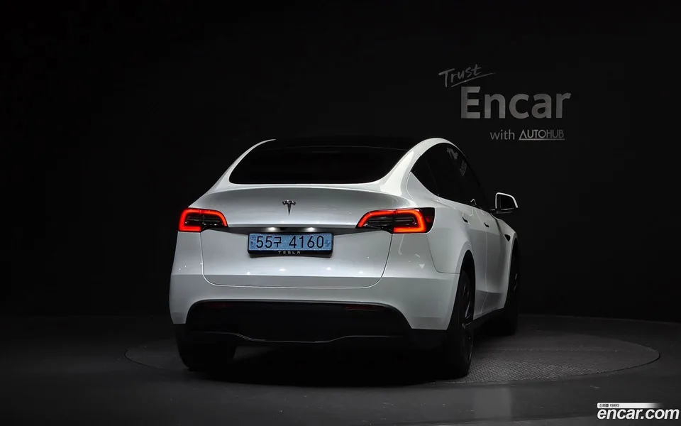 Tesla Model Y RWD 2024 — миниатюра 4