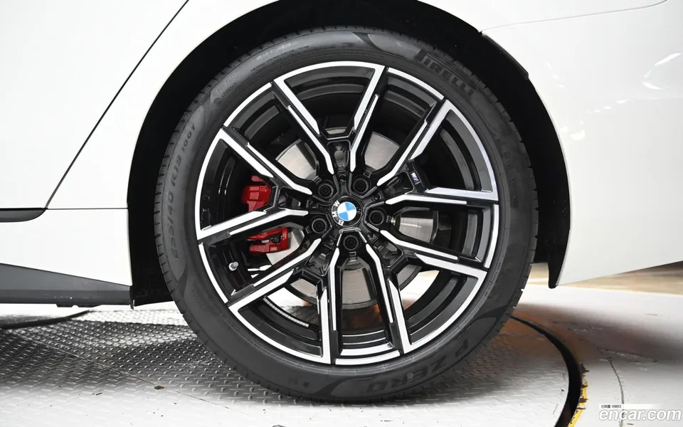 BMW 4 Series 420i M 2025 — миниатюра 2