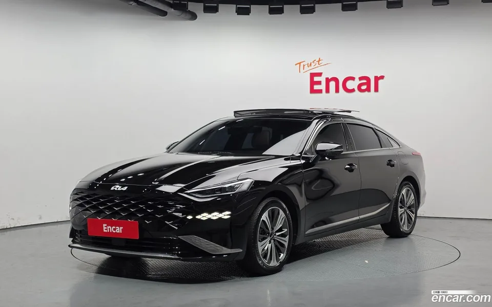 Kia K8 Hybrid 2023 — фото 1, купить с доставкой в Москву
