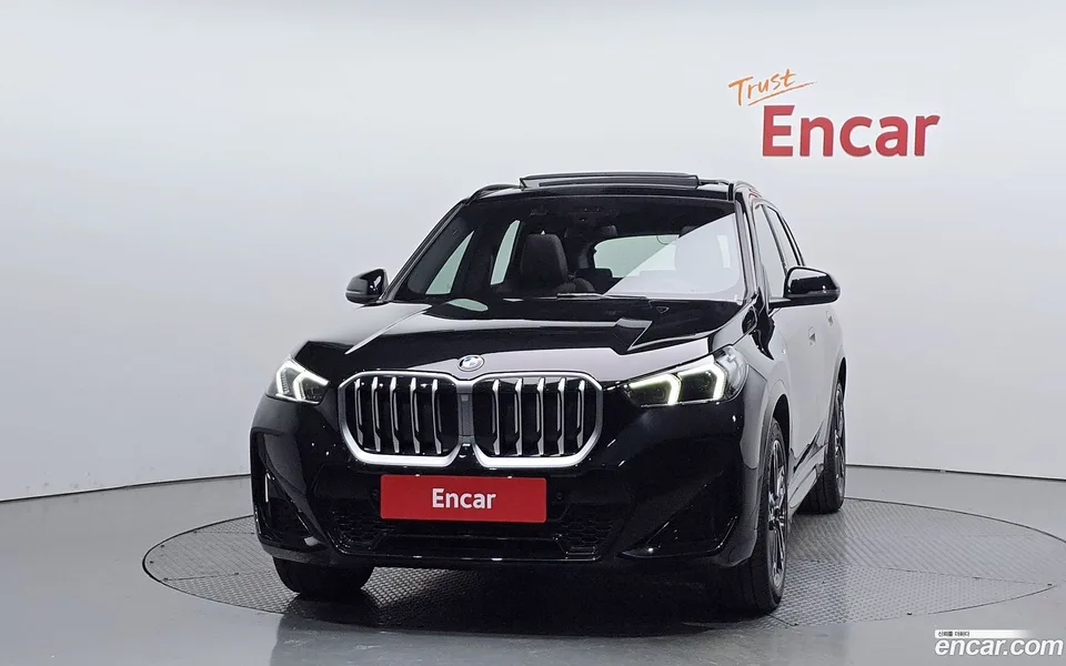 BMW X1 xDrive 20i M 2025 — миниатюра 3