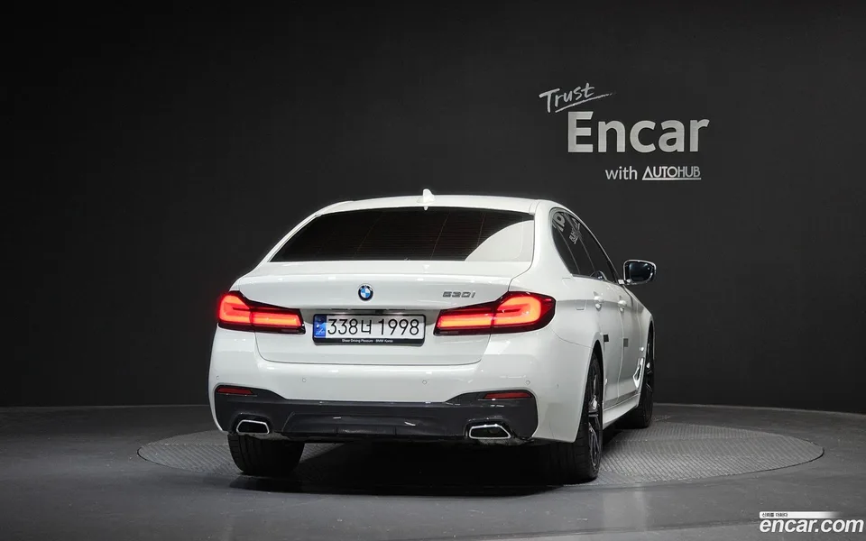 BMW 5 Series 530i M 2023 — миниатюра 4