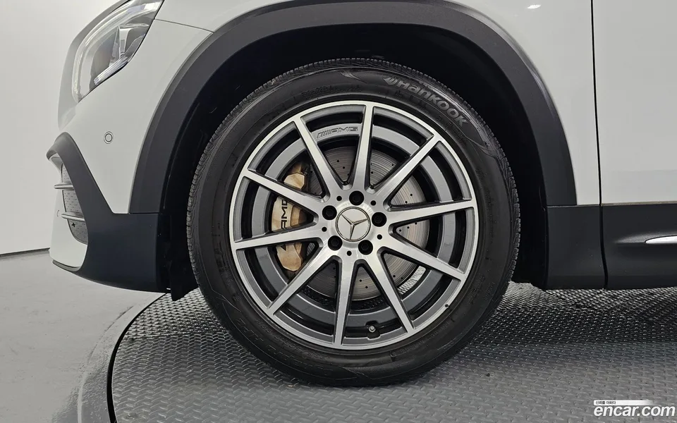 Mercedes-Benz GLB-Class AMG GLB35 4MATIC 2022 — миниатюра 5