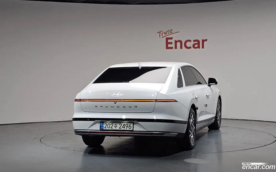 Hyundai Grandeur 2.5 2WD 2023 — миниатюра 4