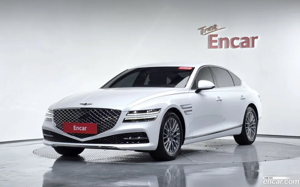 Genesis G80 2.5 2WD 2023 — фото 1, купить с доставкой в Москву