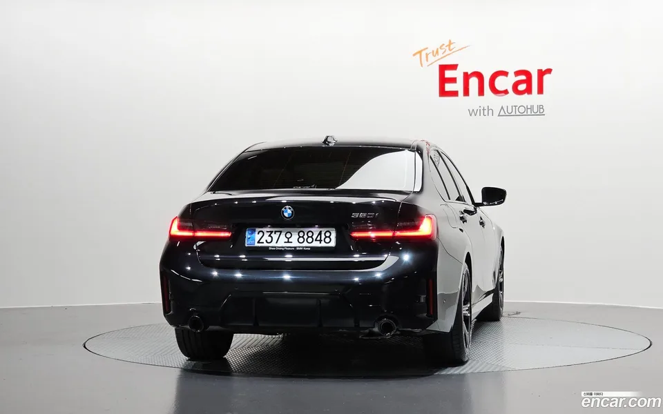 BMW 3 Series 320i M 2023 — миниатюра 4