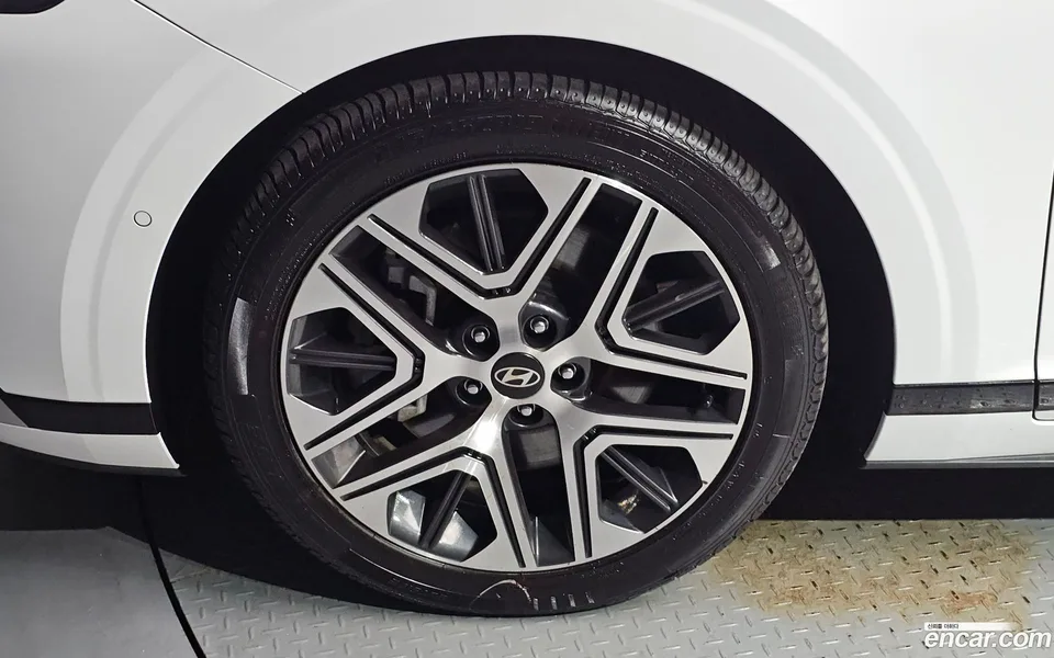 Hyundai Grandeur 3.5 LPG 2WD 2023 — миниатюра 2