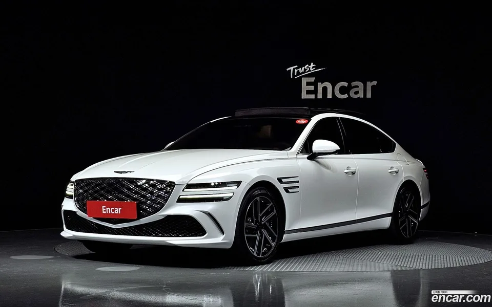 Genesis G80 2.5 AWD 2024 — фото 1, купить с доставкой в Москву