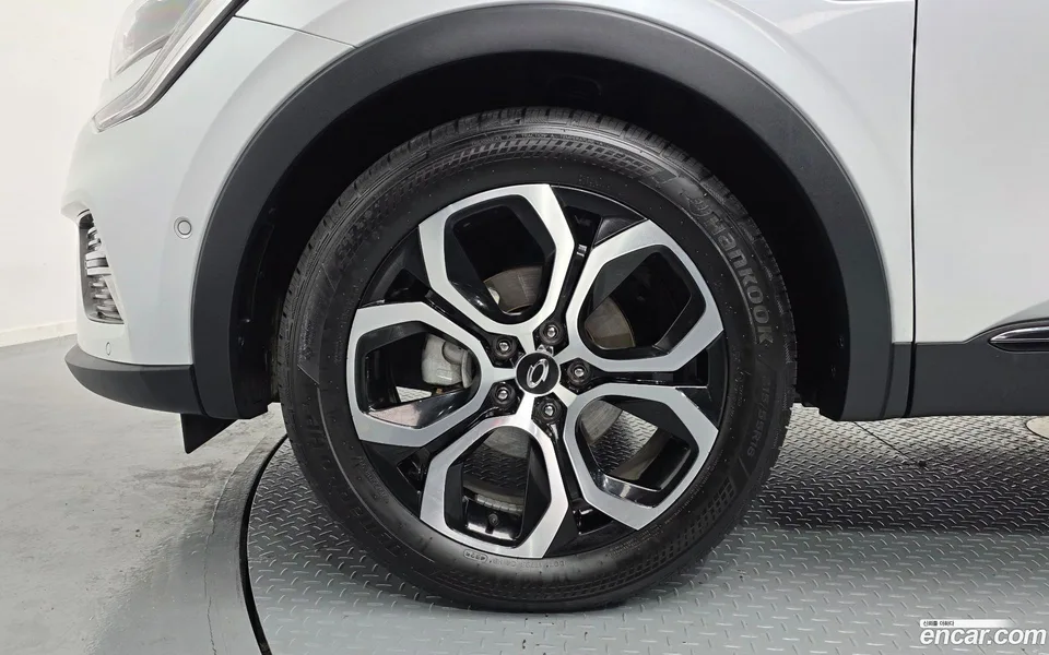 Renault Samsung XM3 (Arkana) 1.3 TCe RE 2023 — миниатюра 5