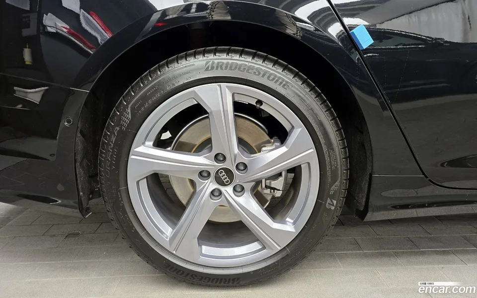 Audi A6 45 TFSI 2025 — миниатюра 5