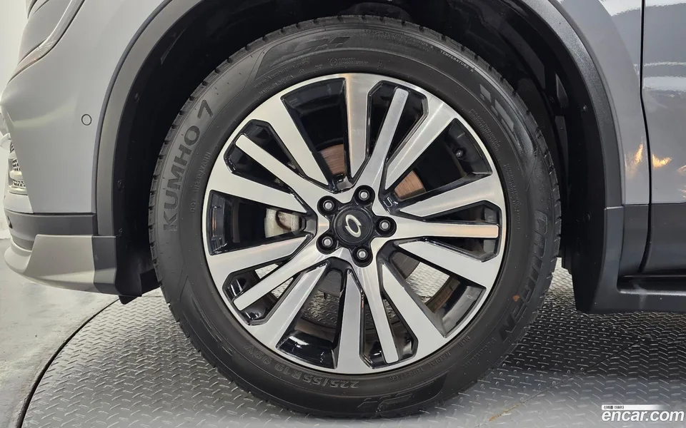 Renault Samsung QM6 2.0 LPe 2WD 2022 — миниатюра 5