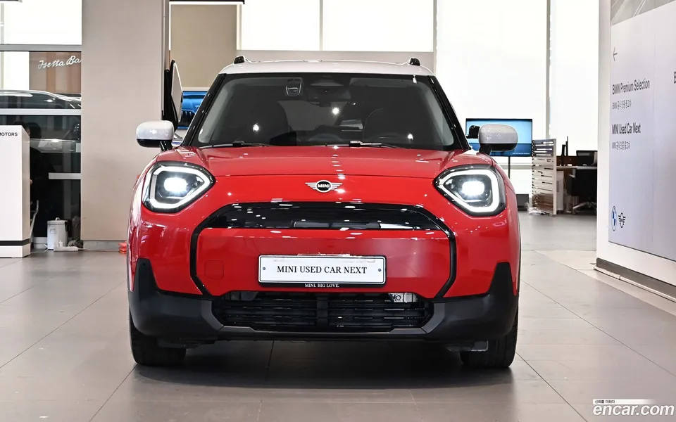 MINI Aceman E 2025 — миниатюра 3