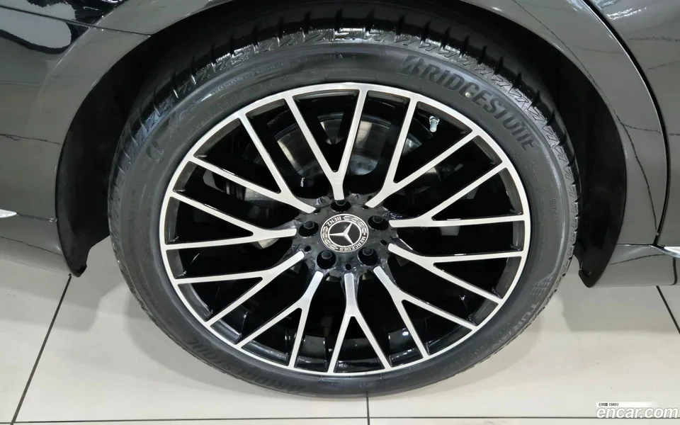 Mercedes-Benz S-Class S450L 4MATIC 2025 — миниатюра 5
