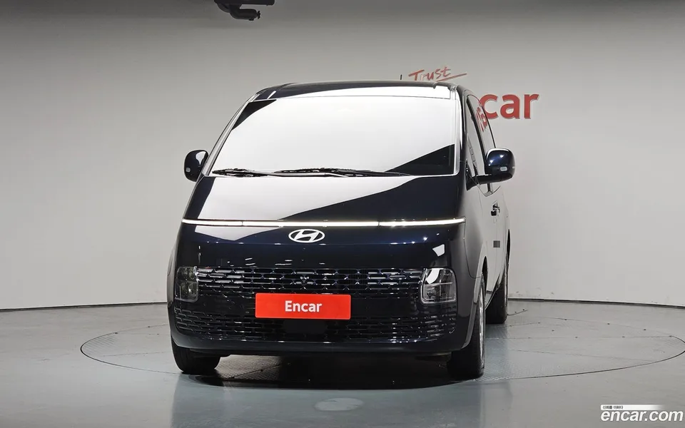 Hyundai Staria 5 2024 — миниатюра 3