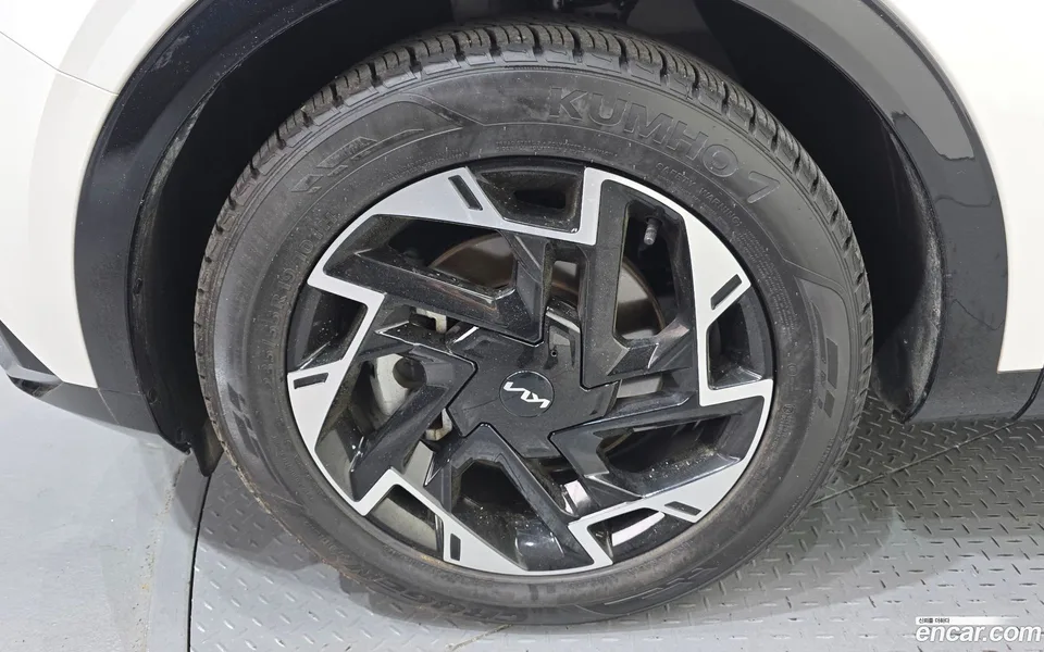Kia Sportage 1.6 2WD 2023 — миниатюра 5