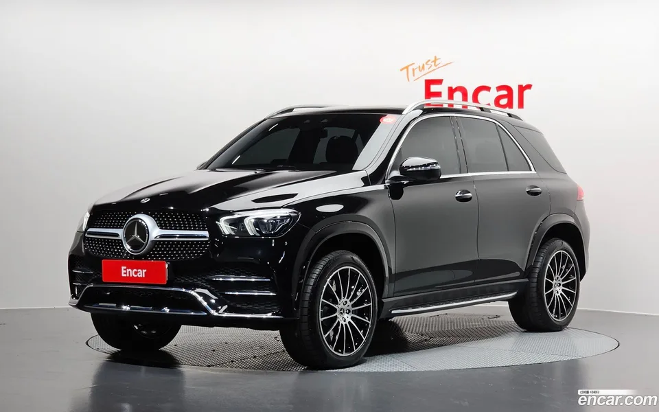 Mercedes-Benz GLE-Class GLE450 4MATIC 2023 — фото 1, купить с доставкой в Москву