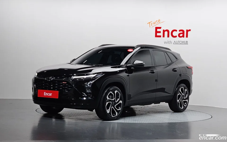 Chevrolet Trax Crossover 1.2 RS 2023 — фото 1, купить с доставкой в Москву
