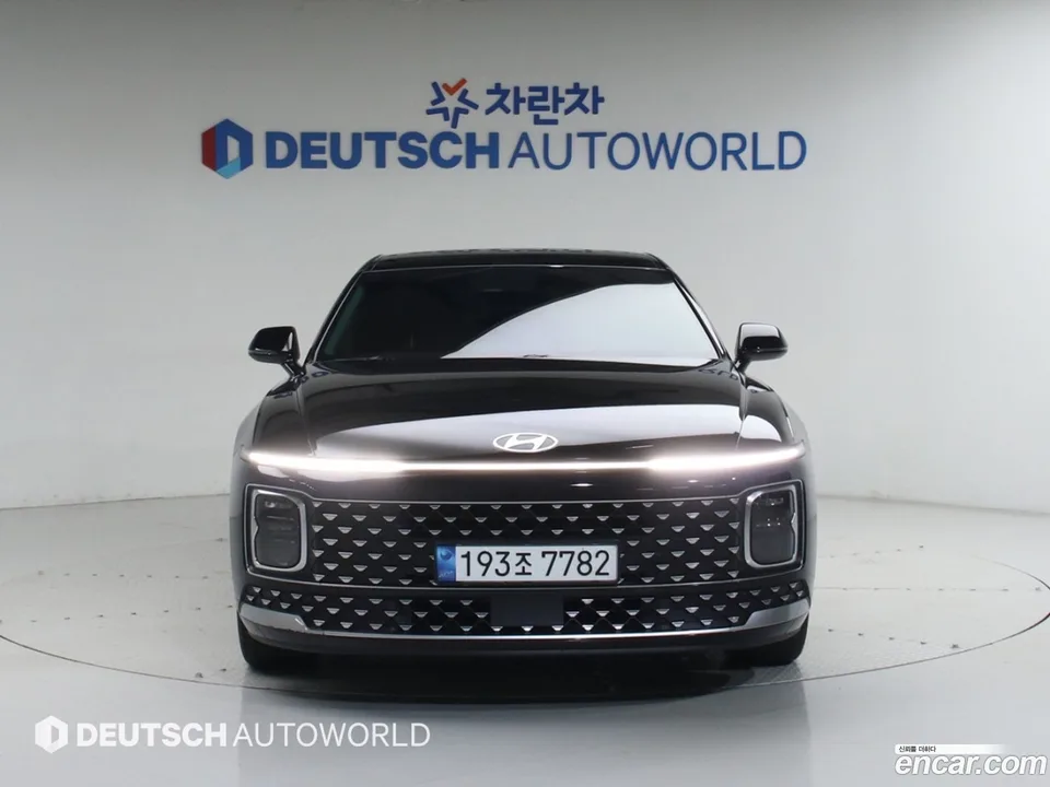 Hyundai Grandeur Hybrid 2023 — миниатюра 3