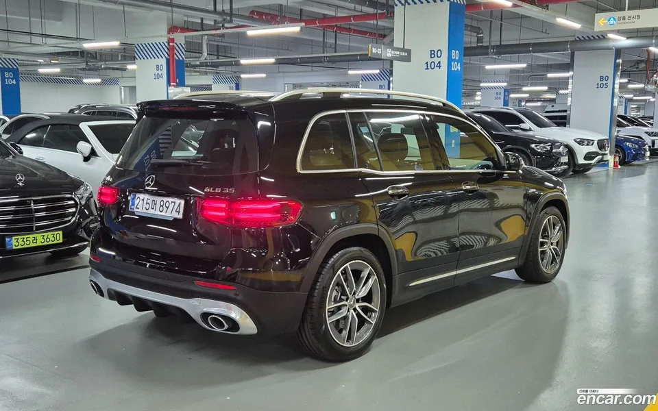 Mercedes-Benz GLB-Class AMG GLB35 4MATIC 2025 — миниатюра 4