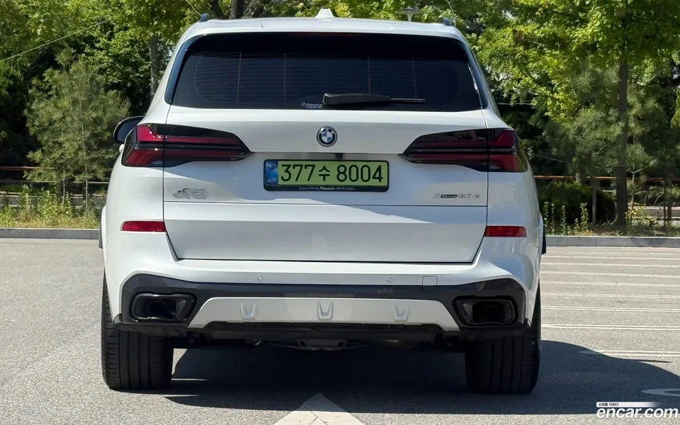 BMW X5 xDrive 50e M 2025 — миниатюра 4